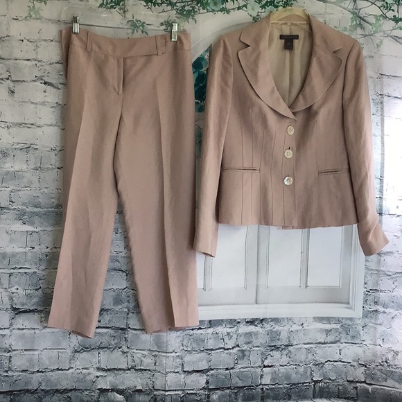 Ann Taylor Jackets & Blazers - Ann Taylor Suit Set size 4